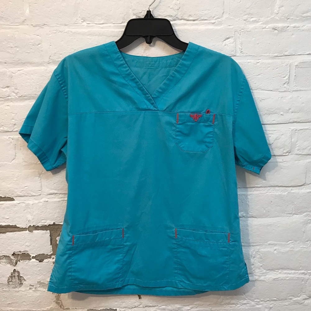 Med Couture scrub set